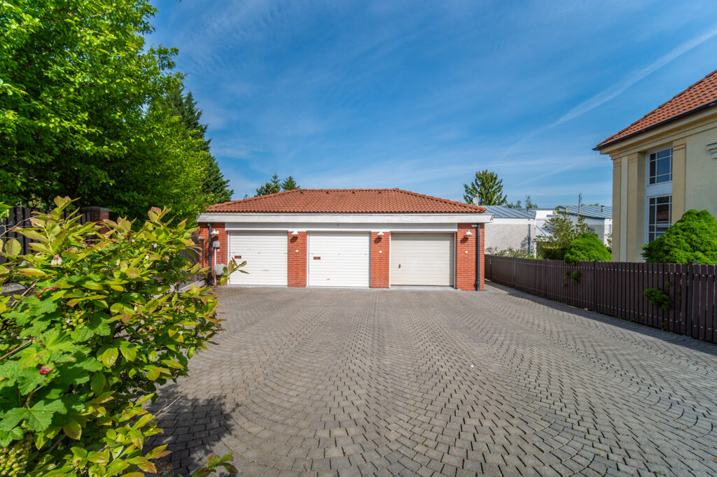 Levý obrázek sekce