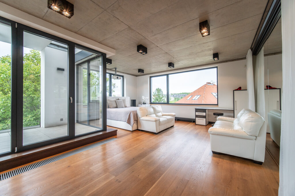 Levý obrázek sekce