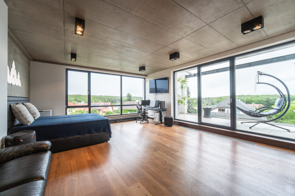 Levý obrázek sekce