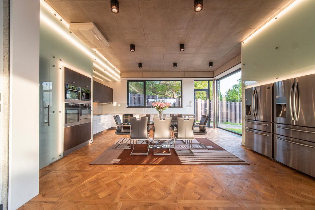 Levý obrázek sekce